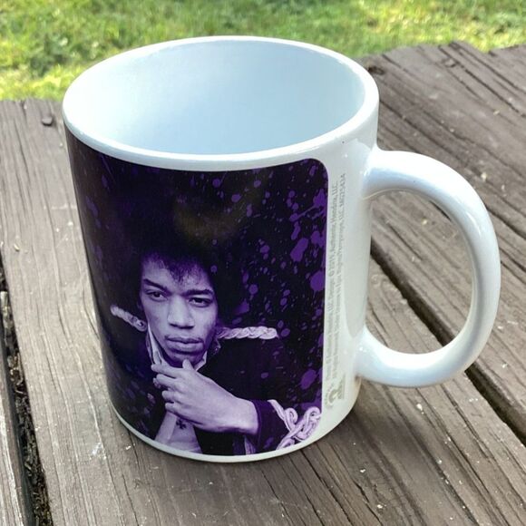 Jimi Hendrix Mug Scuse Me While I Kiss The Sky Purple Coffee Cup - Picture 1 of 3